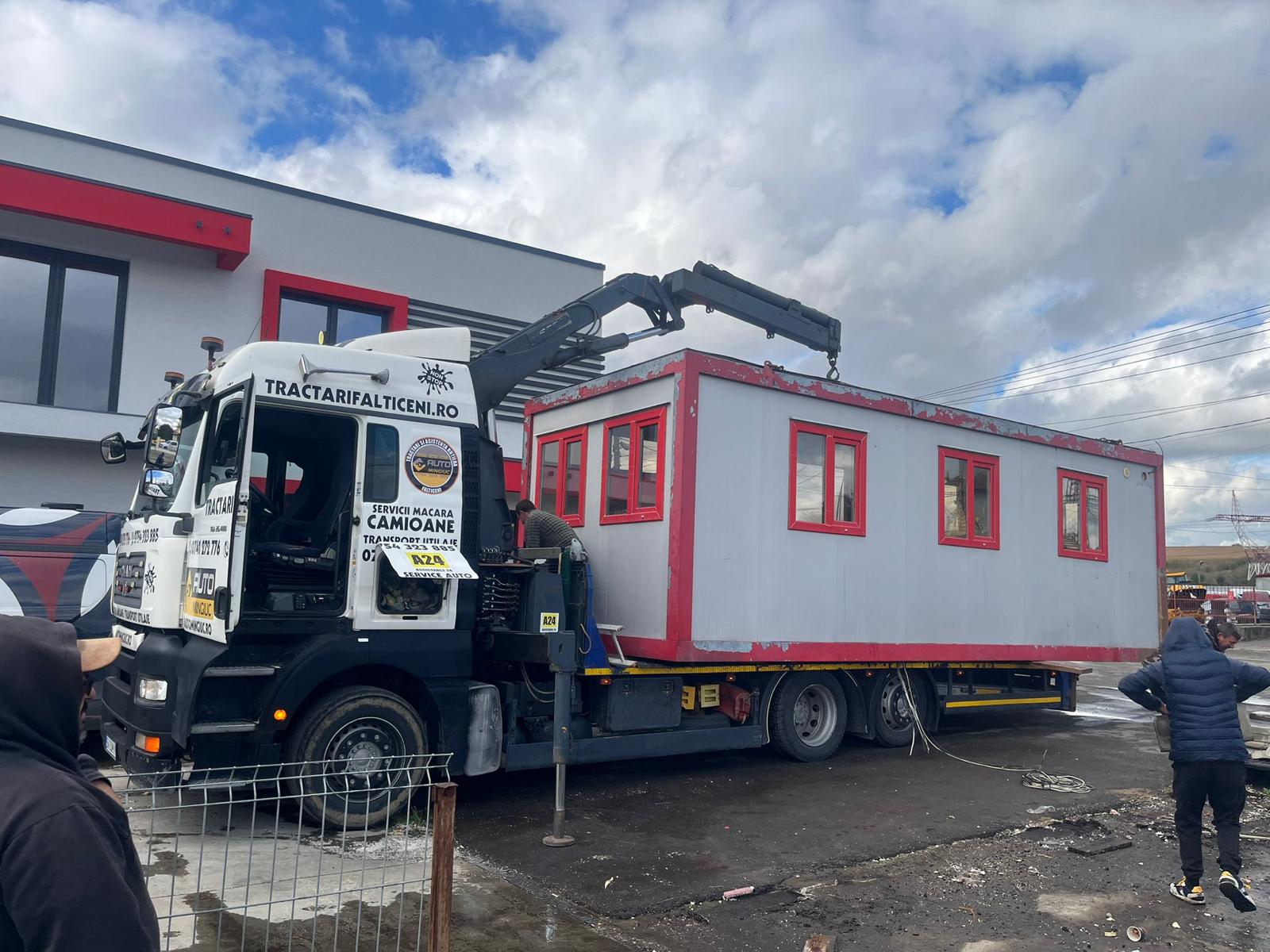 Interventie Tractari Falticeni 43